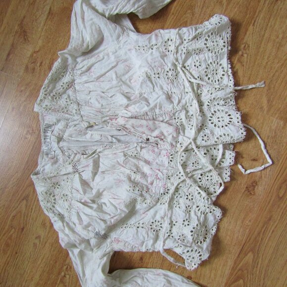 magnolia pearl Tops - Magnolia Pearl Eyelet Telani Blouse Top o/s